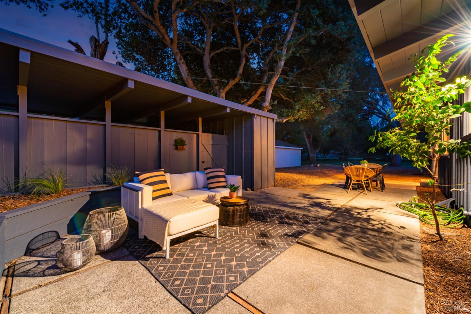 626 Sunnyslope Avenue