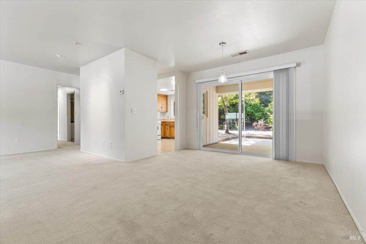 417 Deerfield Circle