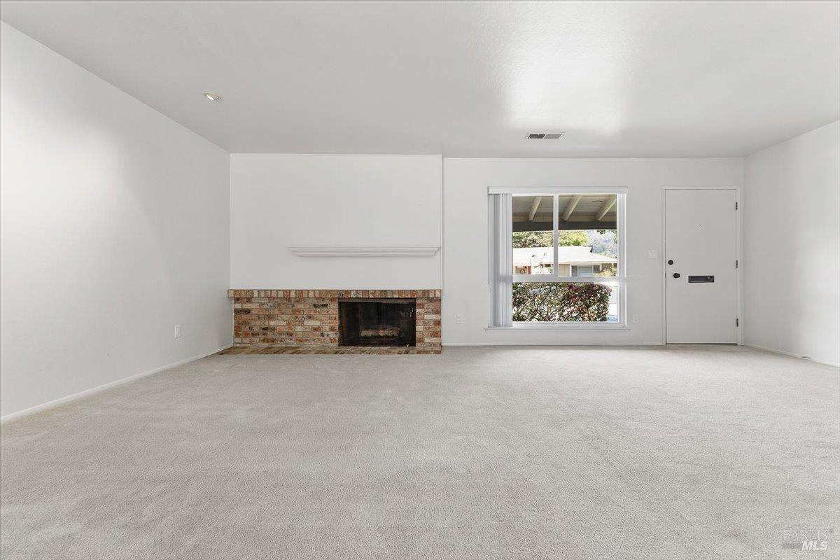 417 Deerfield Circle