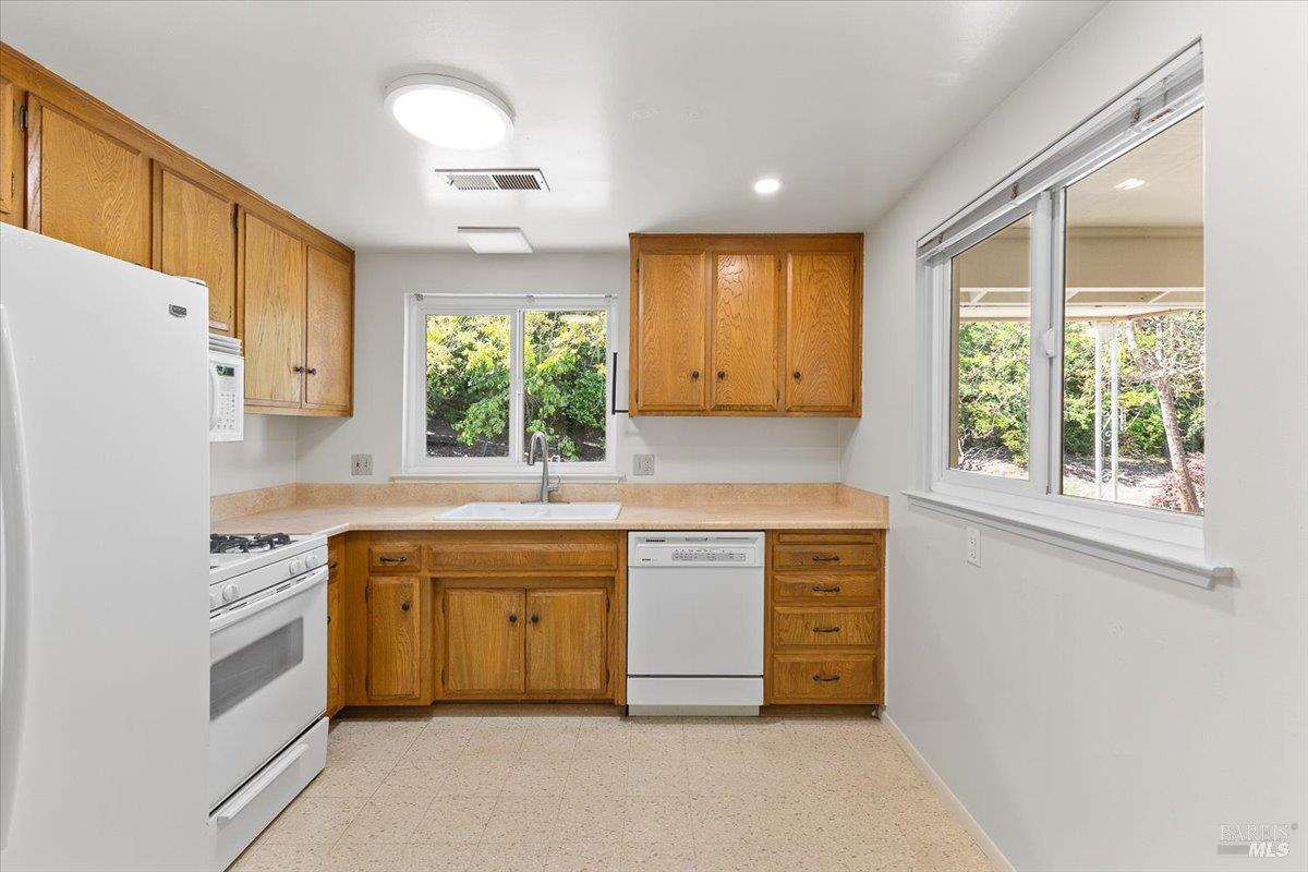 417 Deerfield Circle