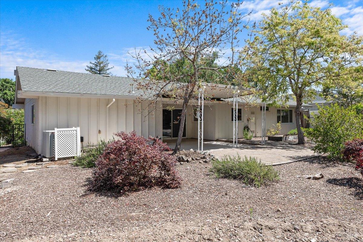 417 Deerfield Circle