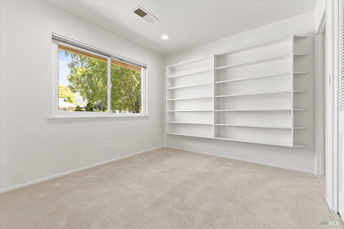 417 Deerfield Circle