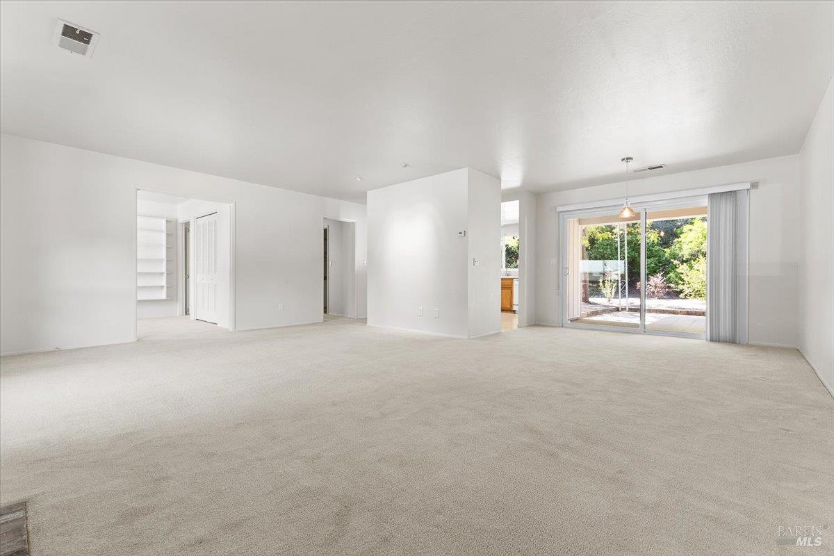 417 Deerfield Circle