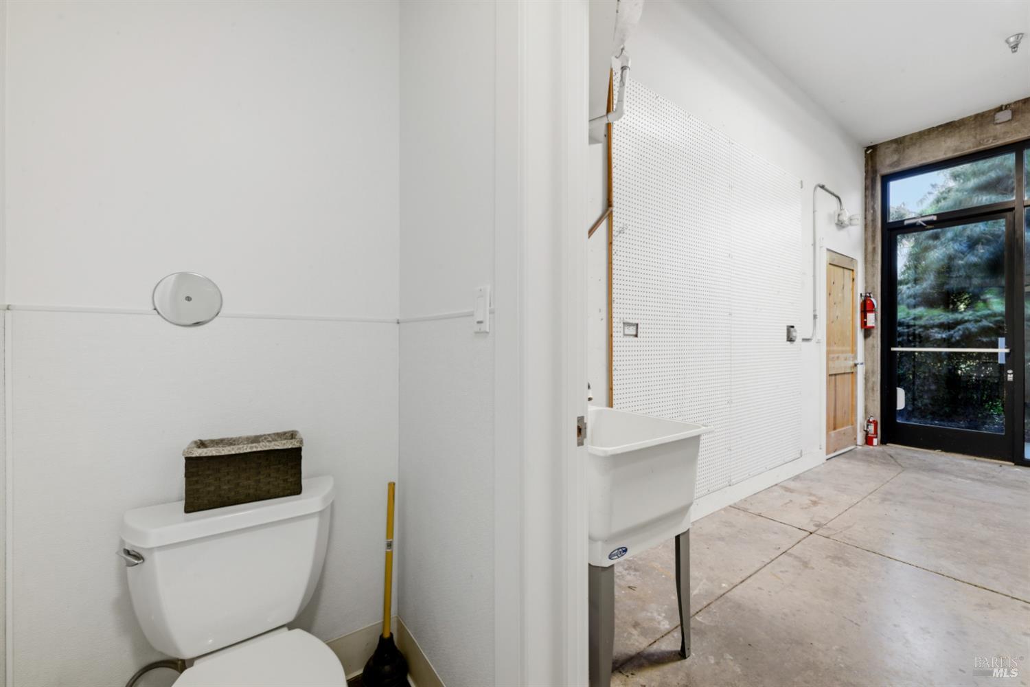 1435 Technology Lane Unit: #11