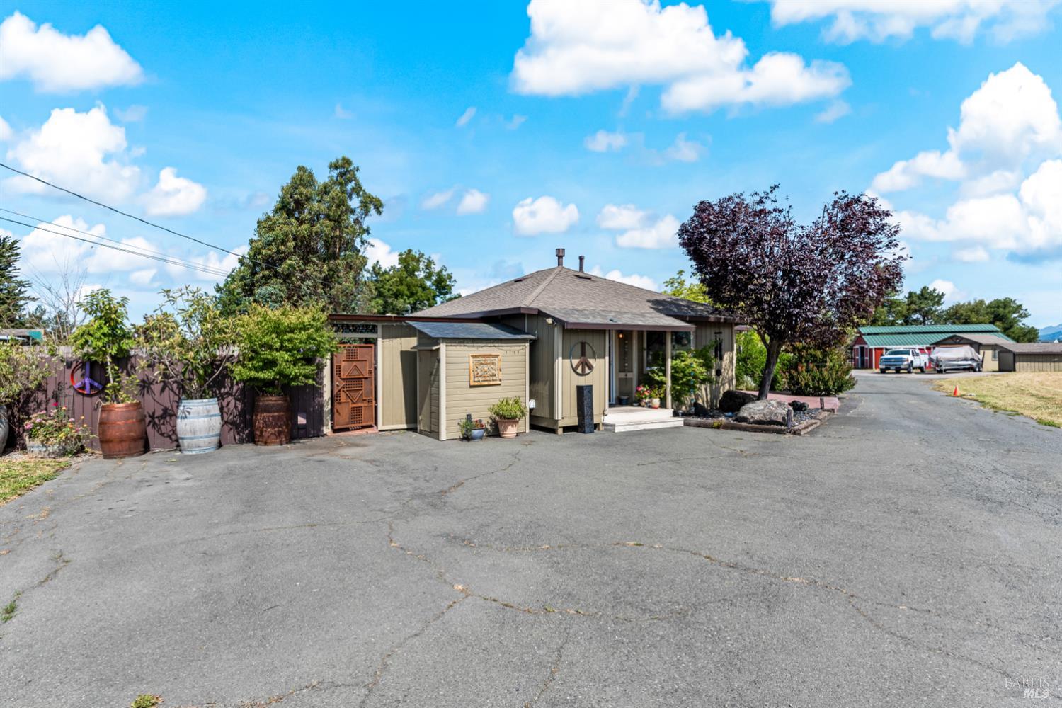 8571 Brand Lane