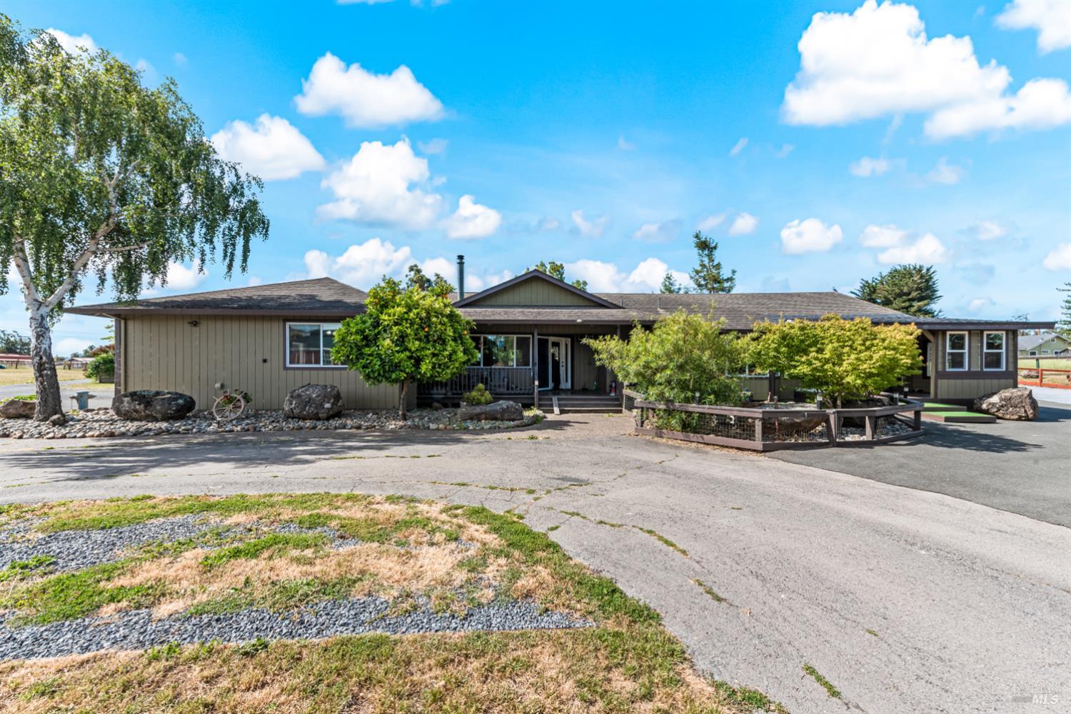 8571 Brand Lane