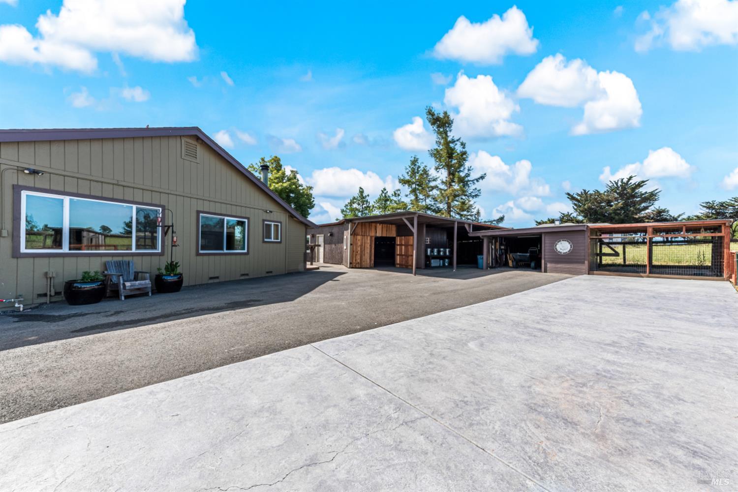 8571 Brand Lane