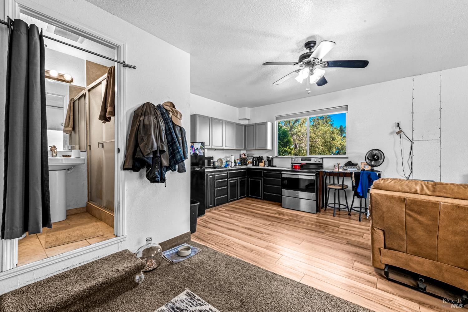 8571 Brand Lane