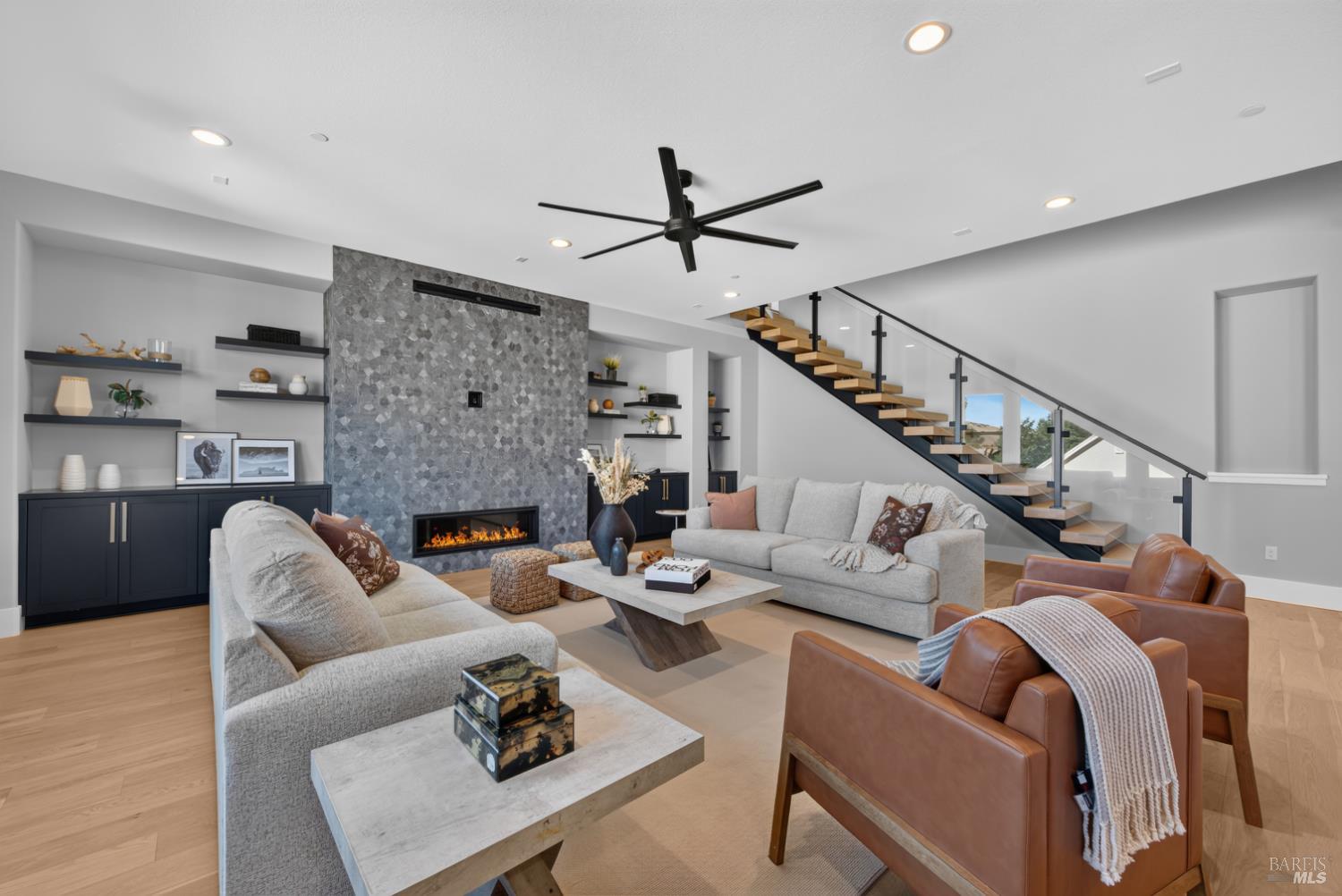 22 Oak Knoll Court