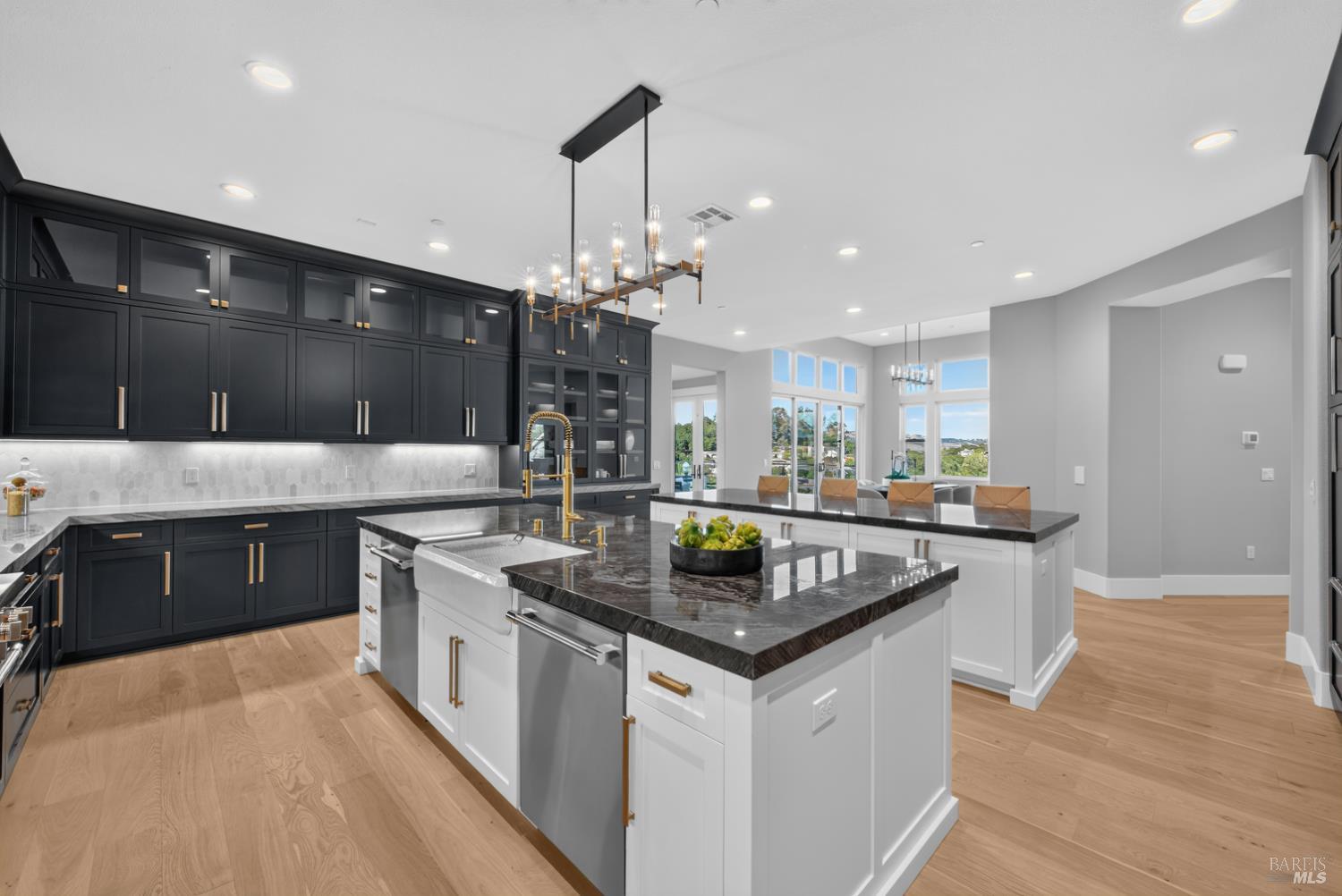22 Oak Knoll Court