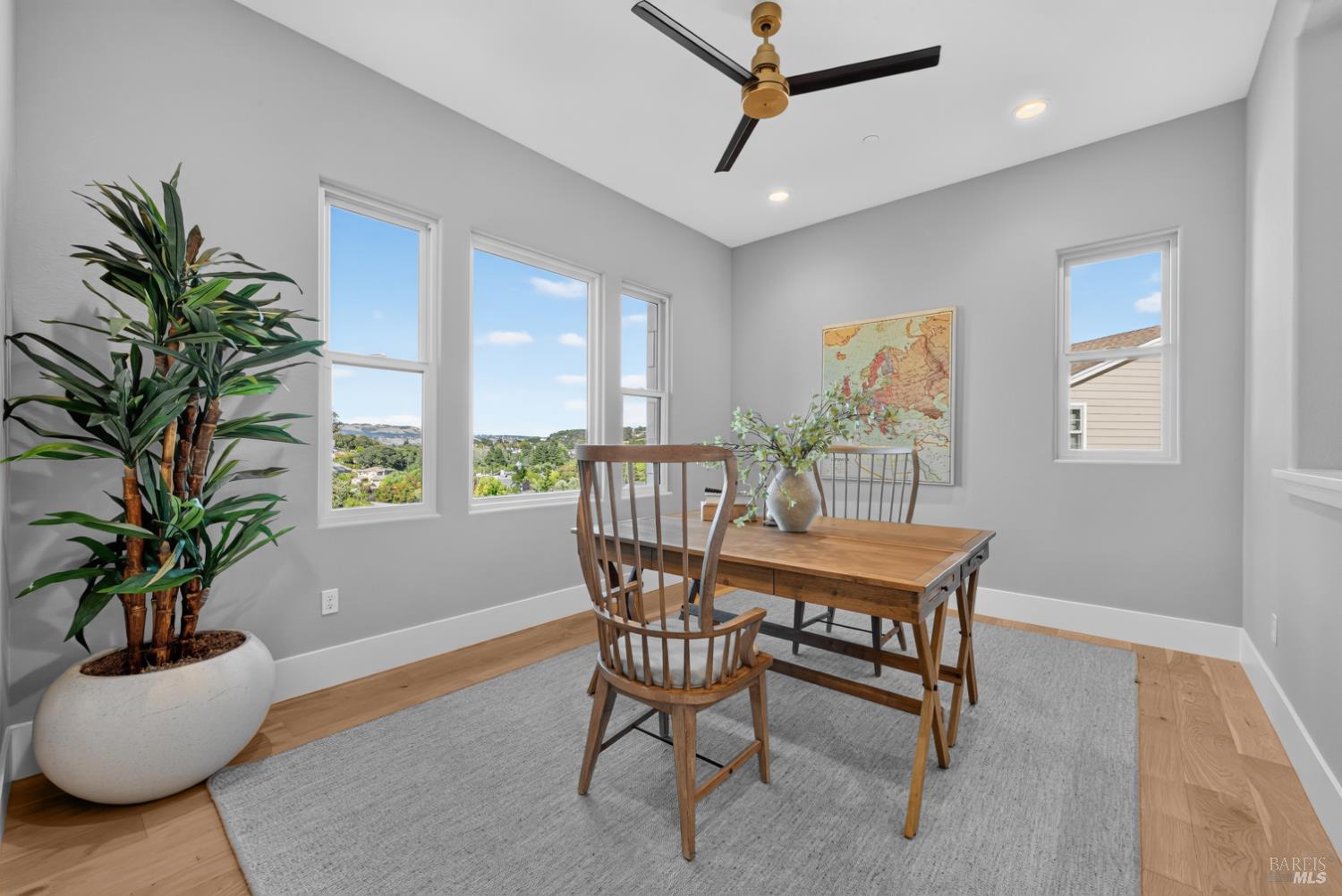 22 Oak Knoll Court