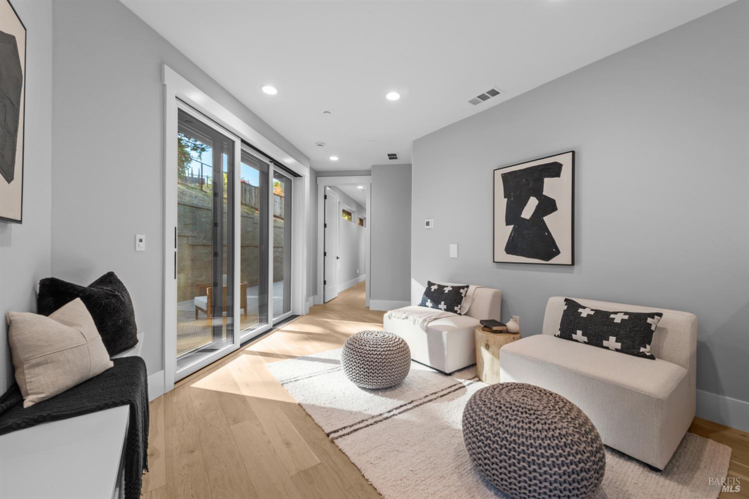 22 Oak Knoll Court