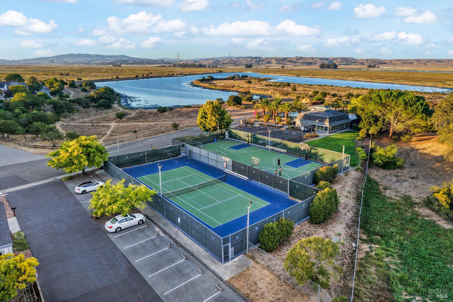 107 Baruna Court