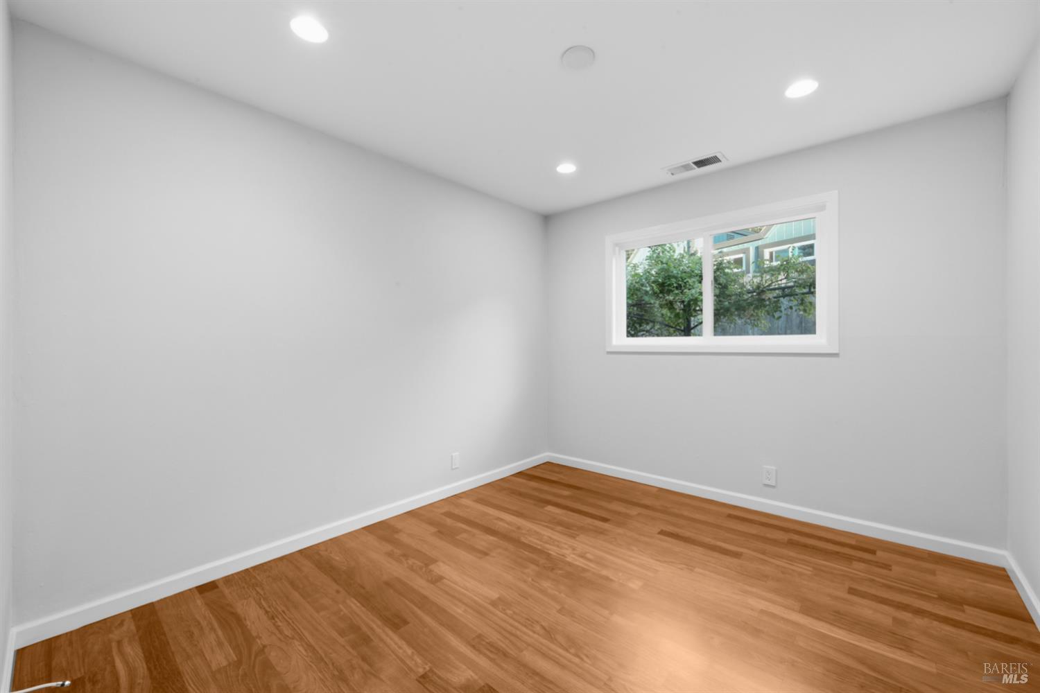 107 Baruna Court