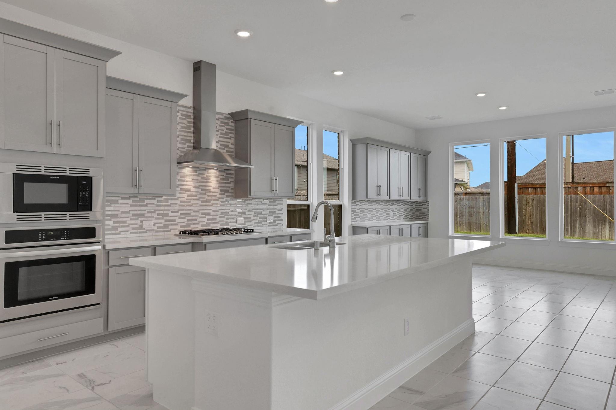 21302 Rose Loch Lane
