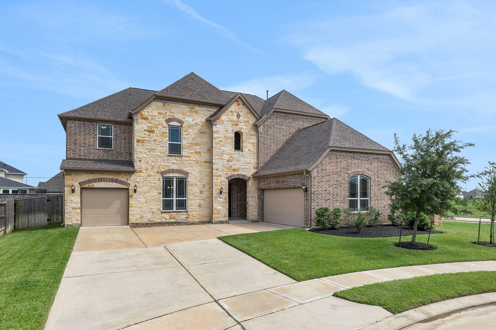 21302 Rose Loch Lane
