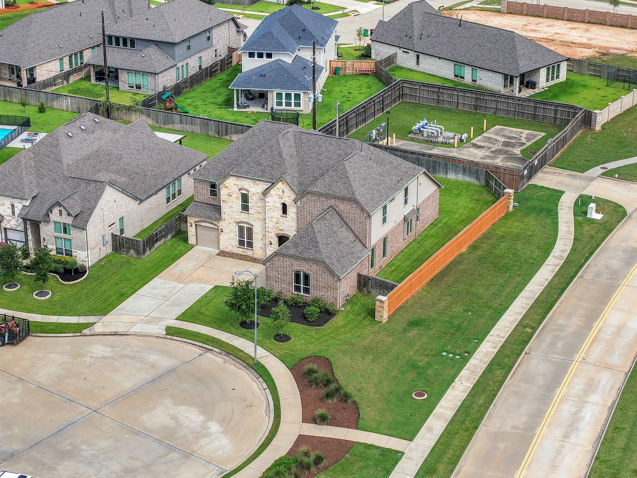 21302 Rose Loch Lane