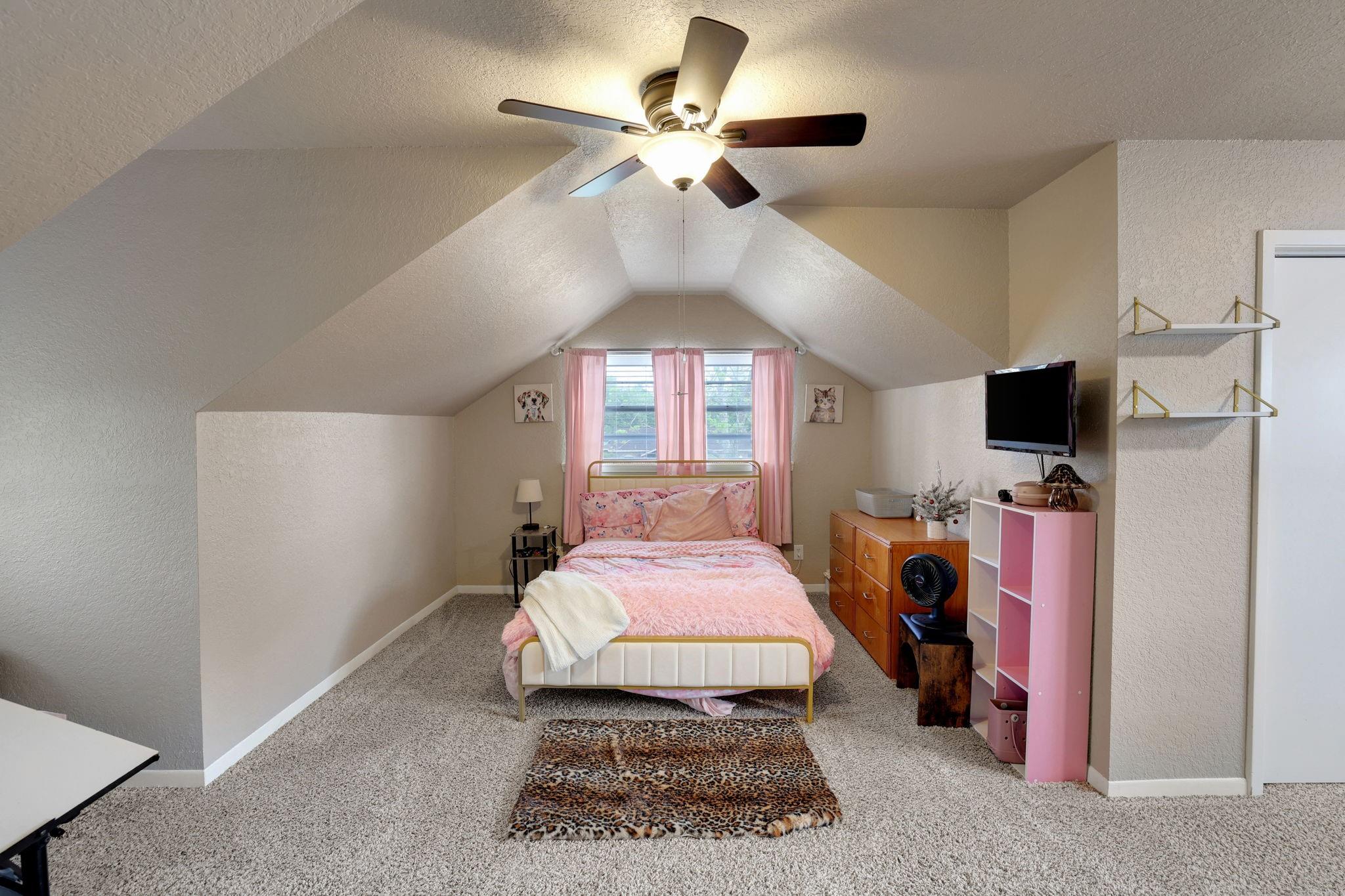 5133 Riverview Drive