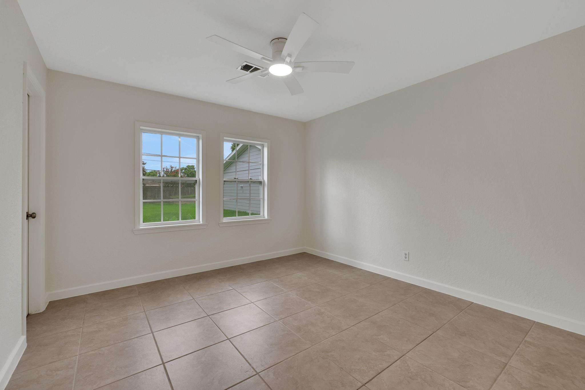 519 N Shady Lane