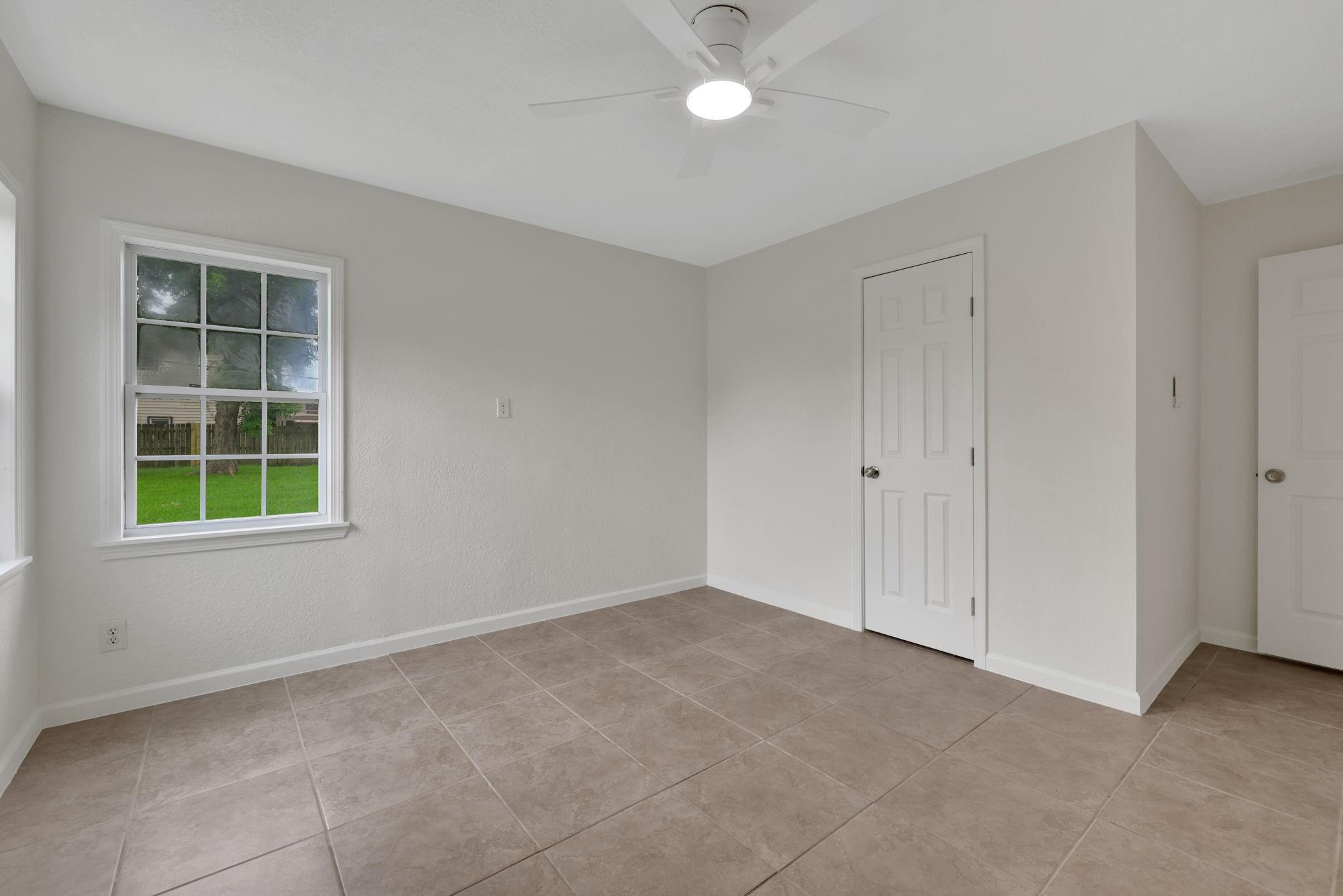 519 N Shady Lane