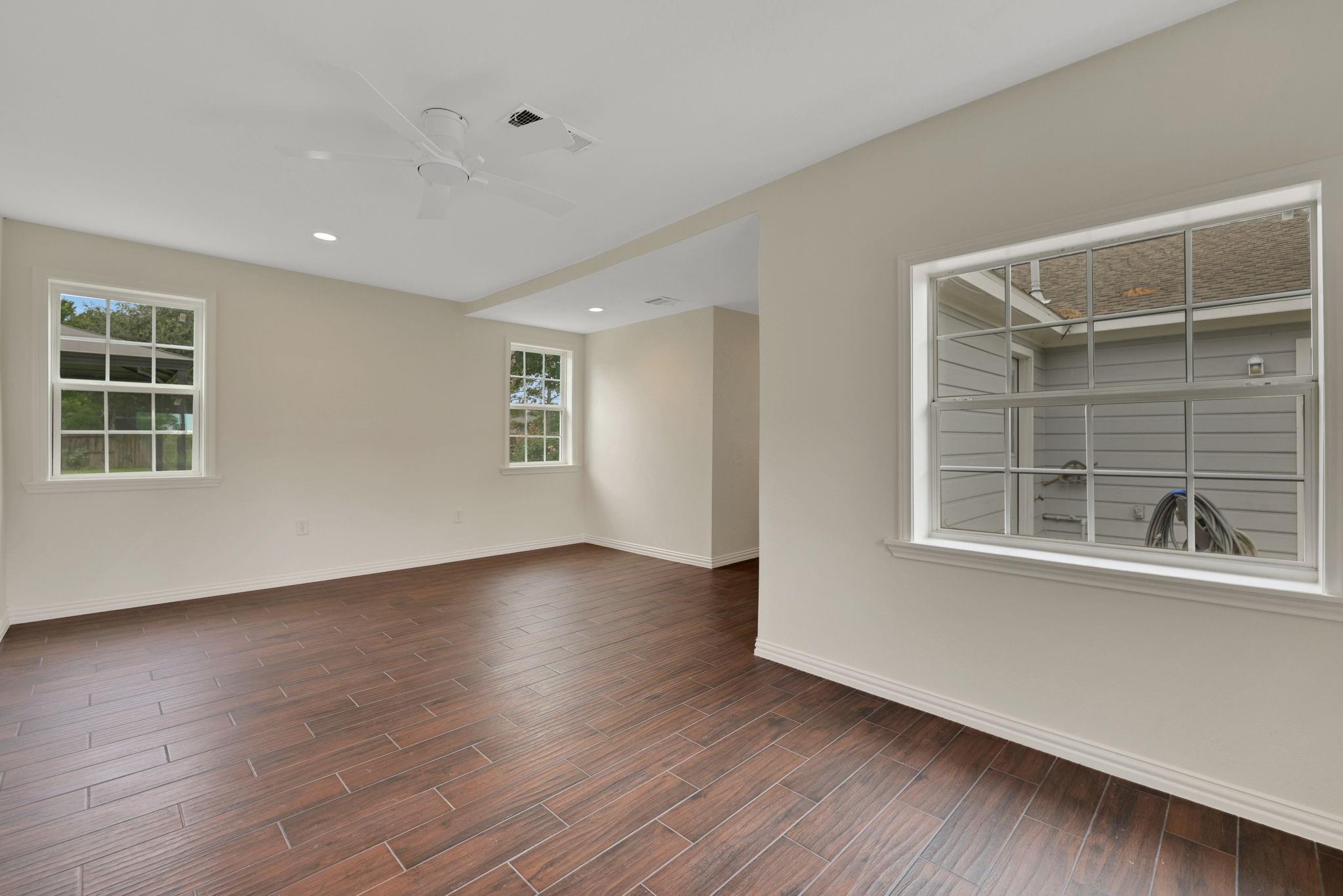 519 N Shady Lane