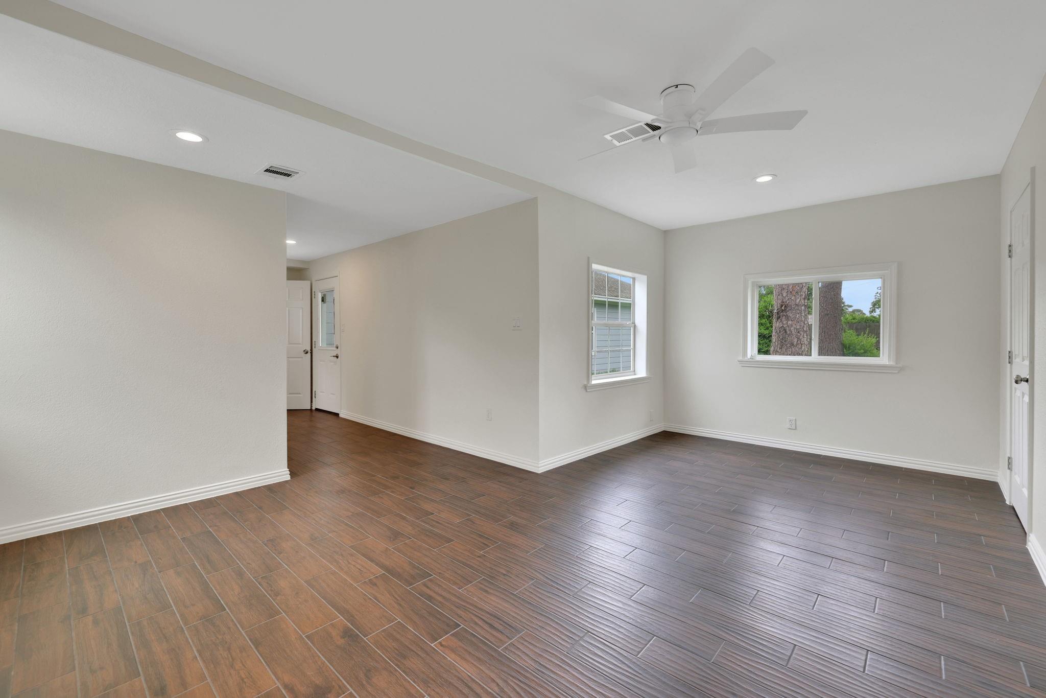519 N Shady Lane