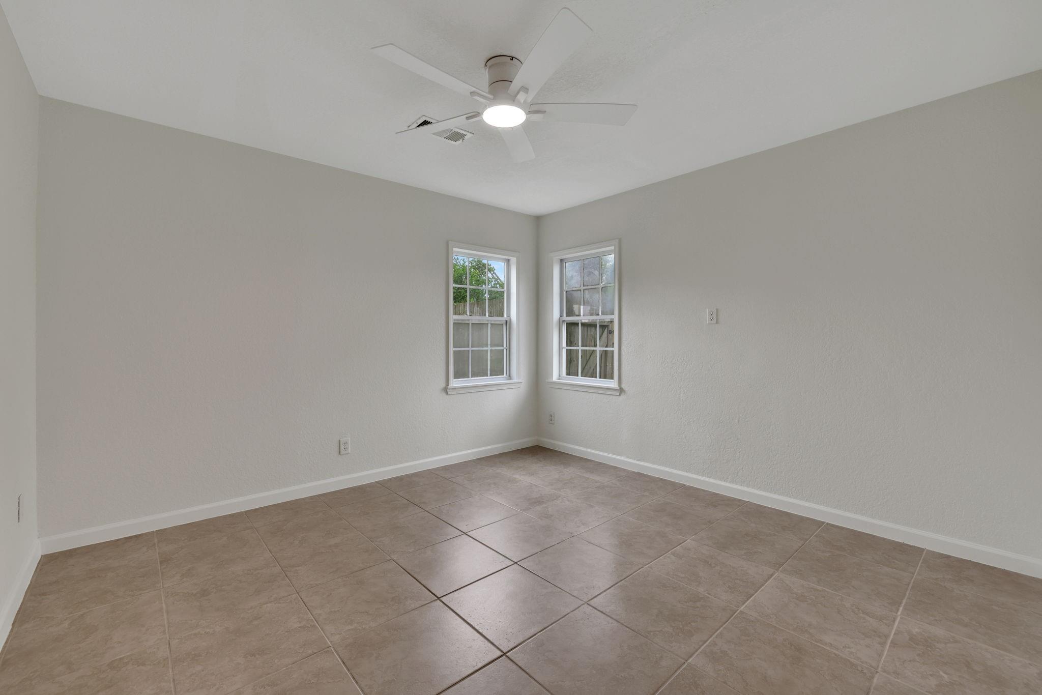 519 N Shady Lane