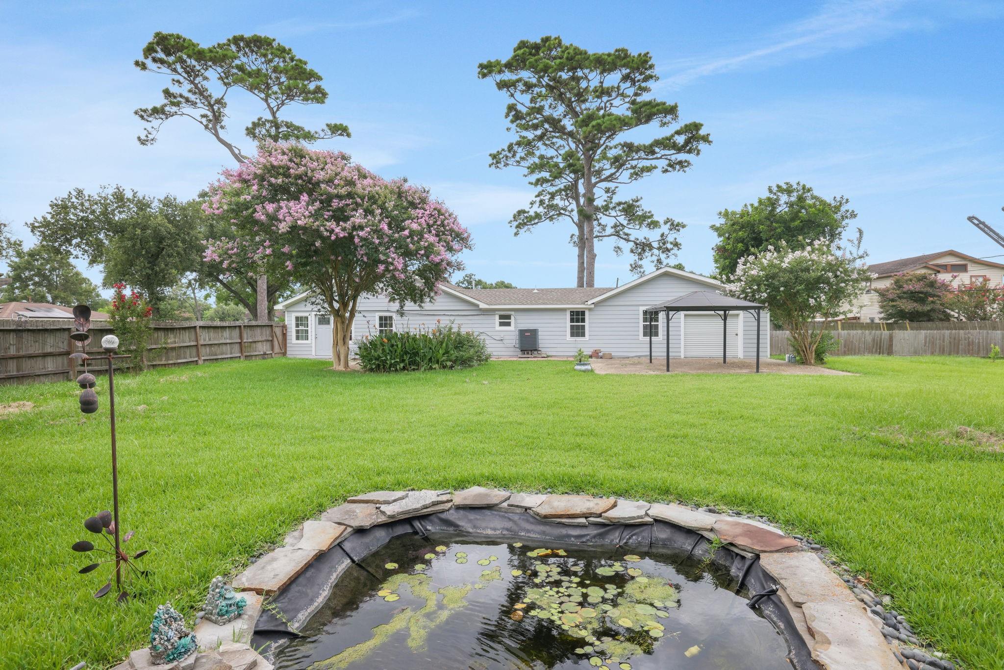 519 N Shady Lane