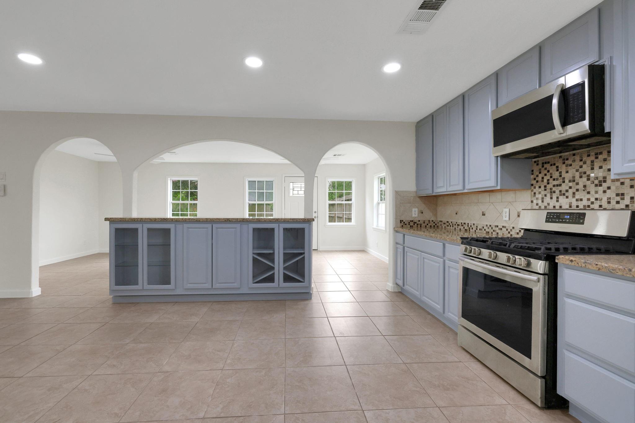 519 N Shady Lane