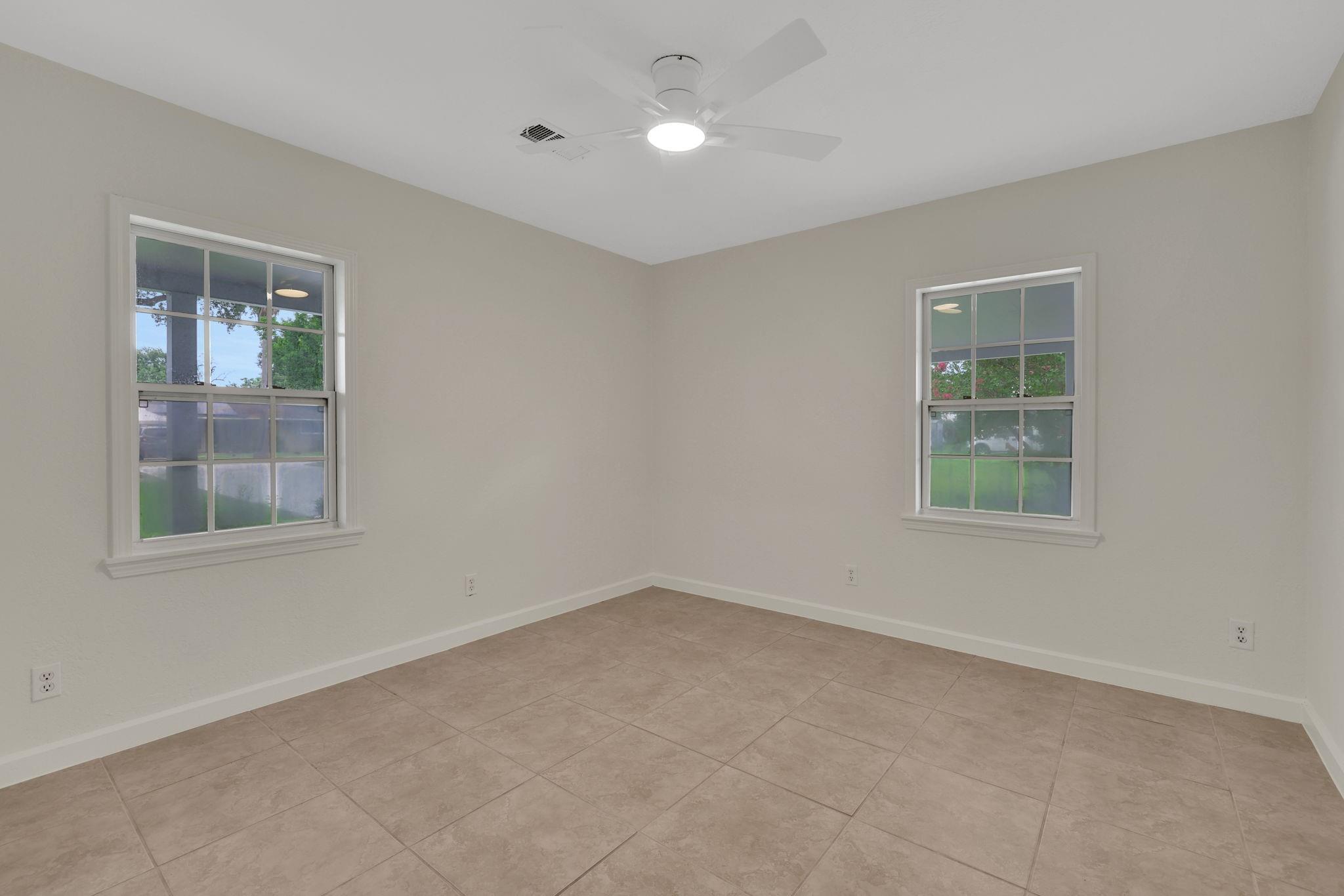 519 N Shady Lane