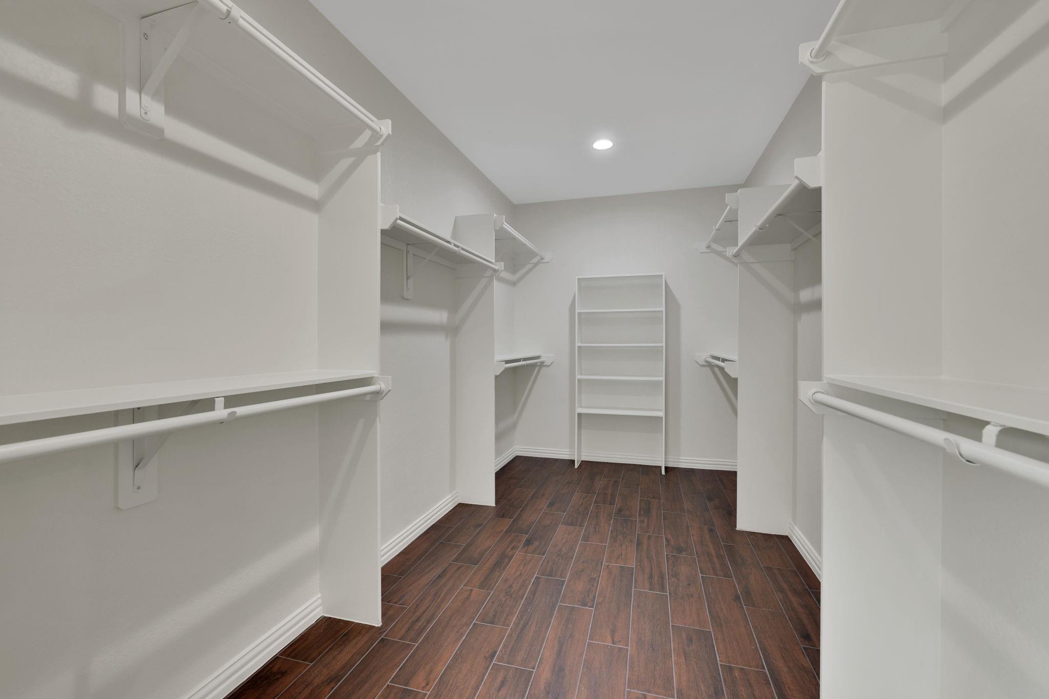 519 N Shady Lane
