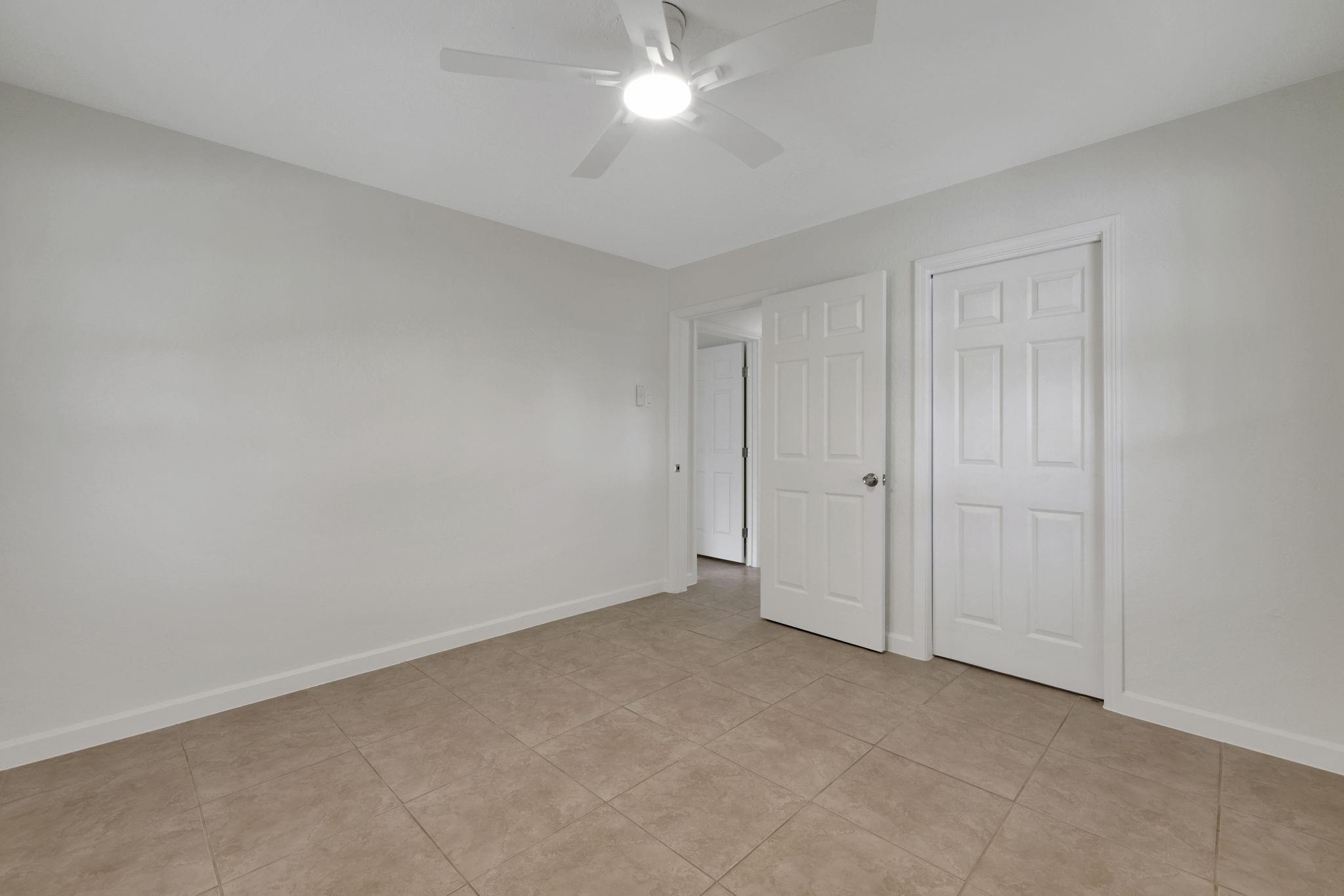 519 N Shady Lane