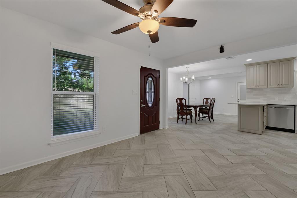 8638 Cottage Gate Lane