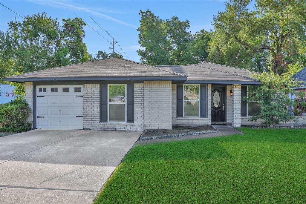 8638 Cottage Gate Lane