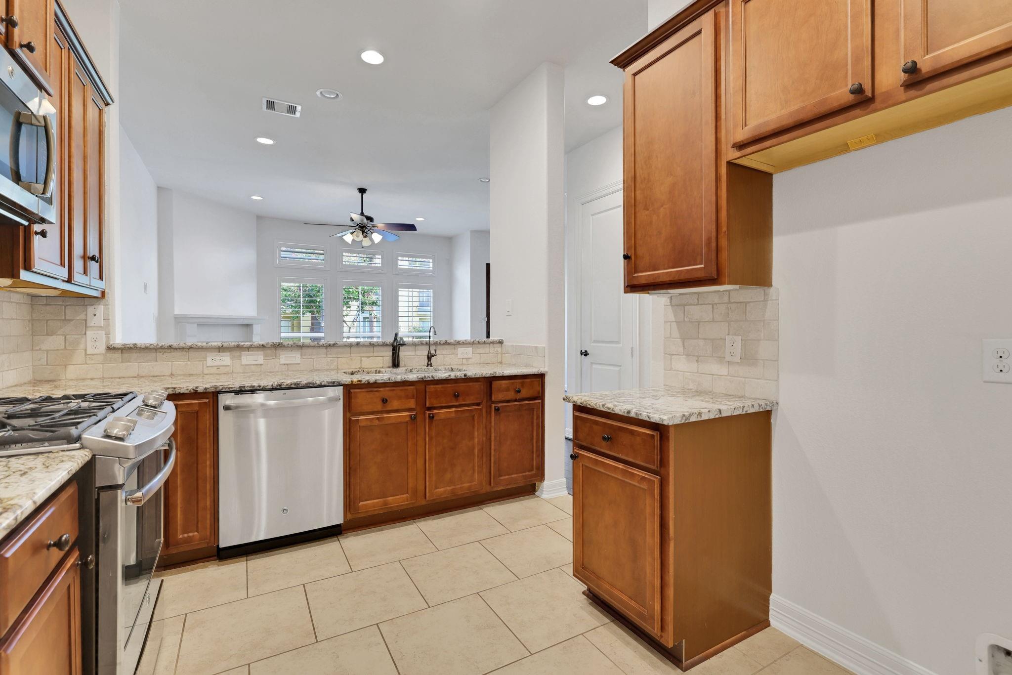 12 Tassia Lane