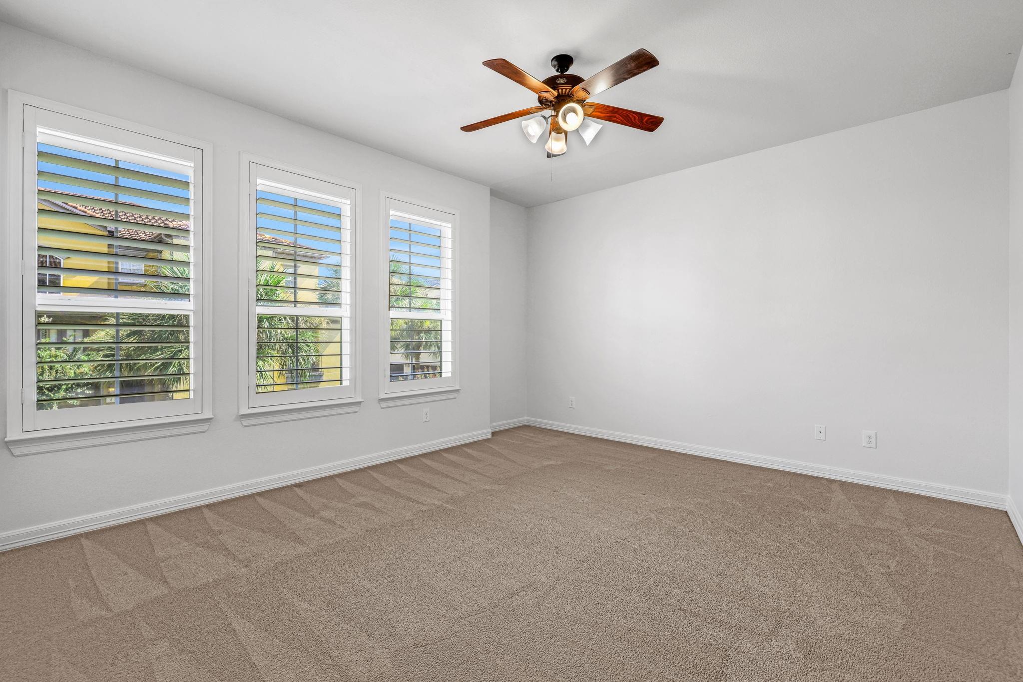12 Tassia Lane