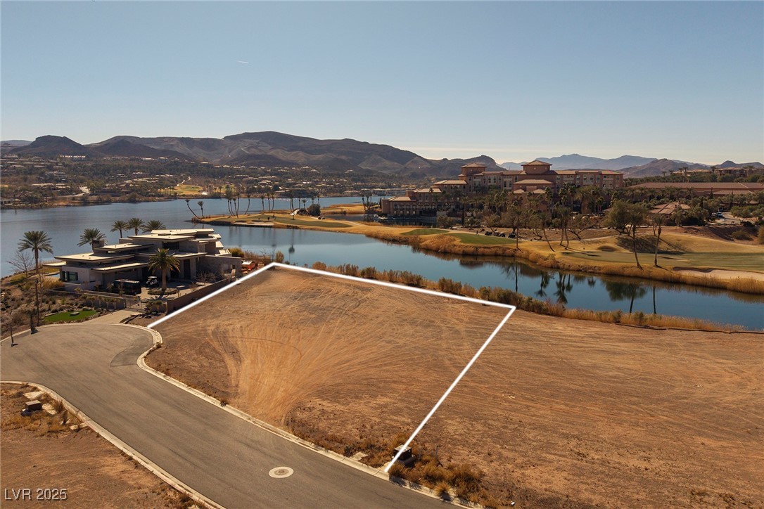 19 Summer House Drive