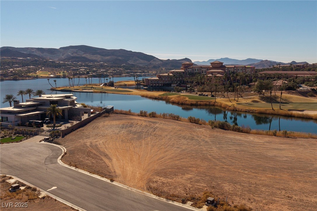 19 Summer House Drive