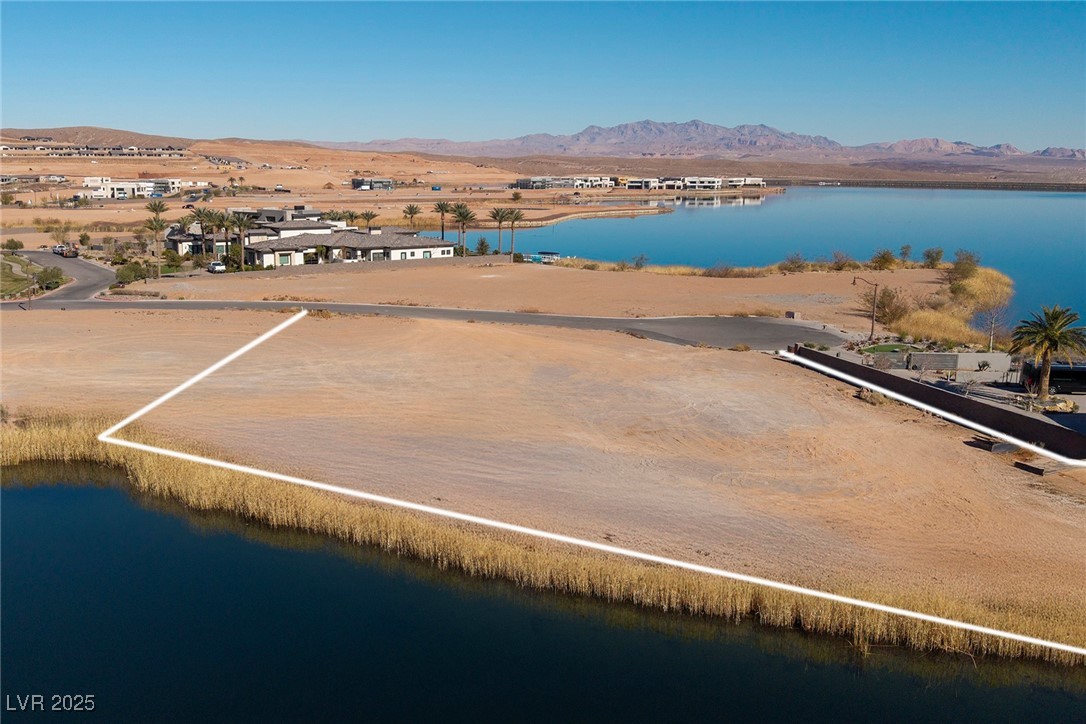 19 Summer House Drive