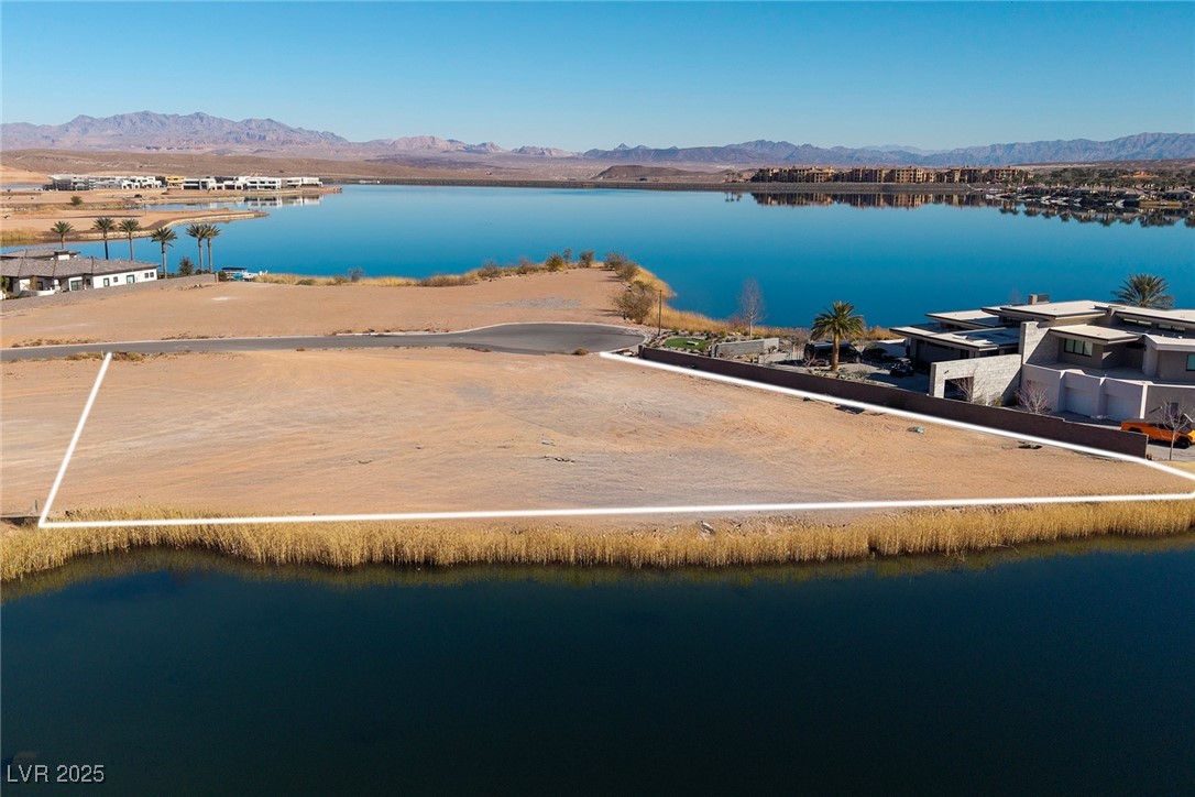 19 Summer House Drive