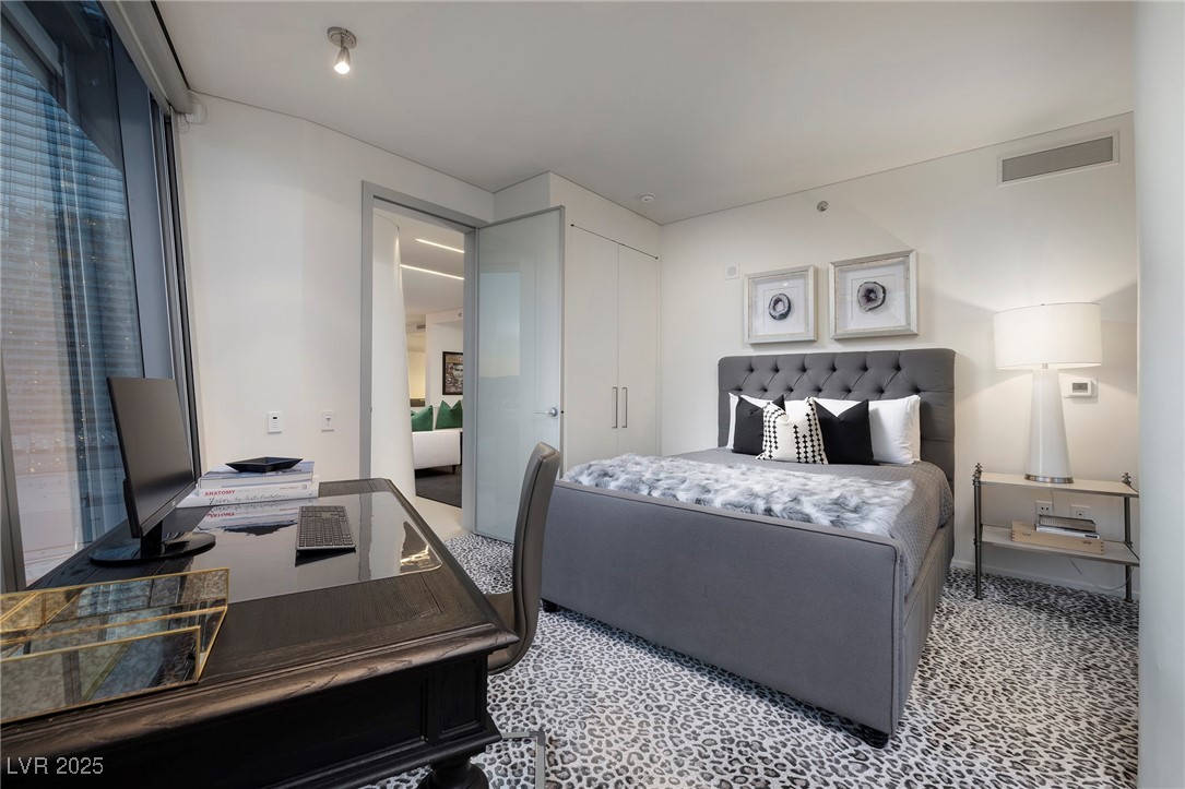 3726 South Las Vegas Boulevard 1107