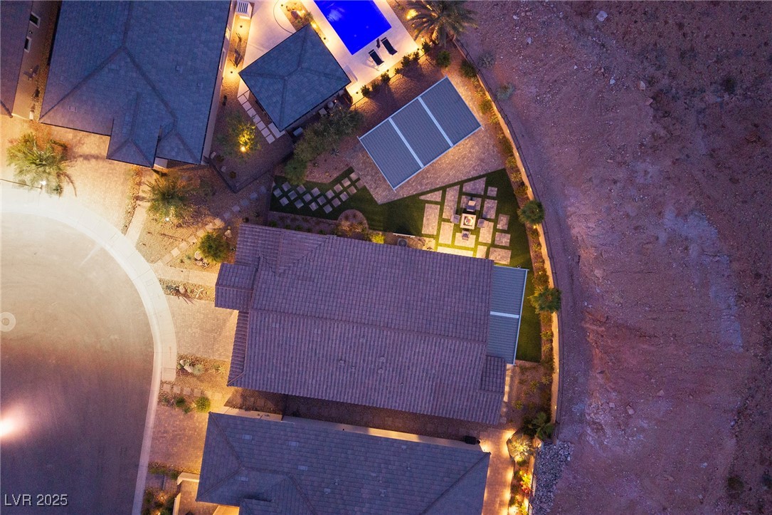 11 Acacia Creek Court