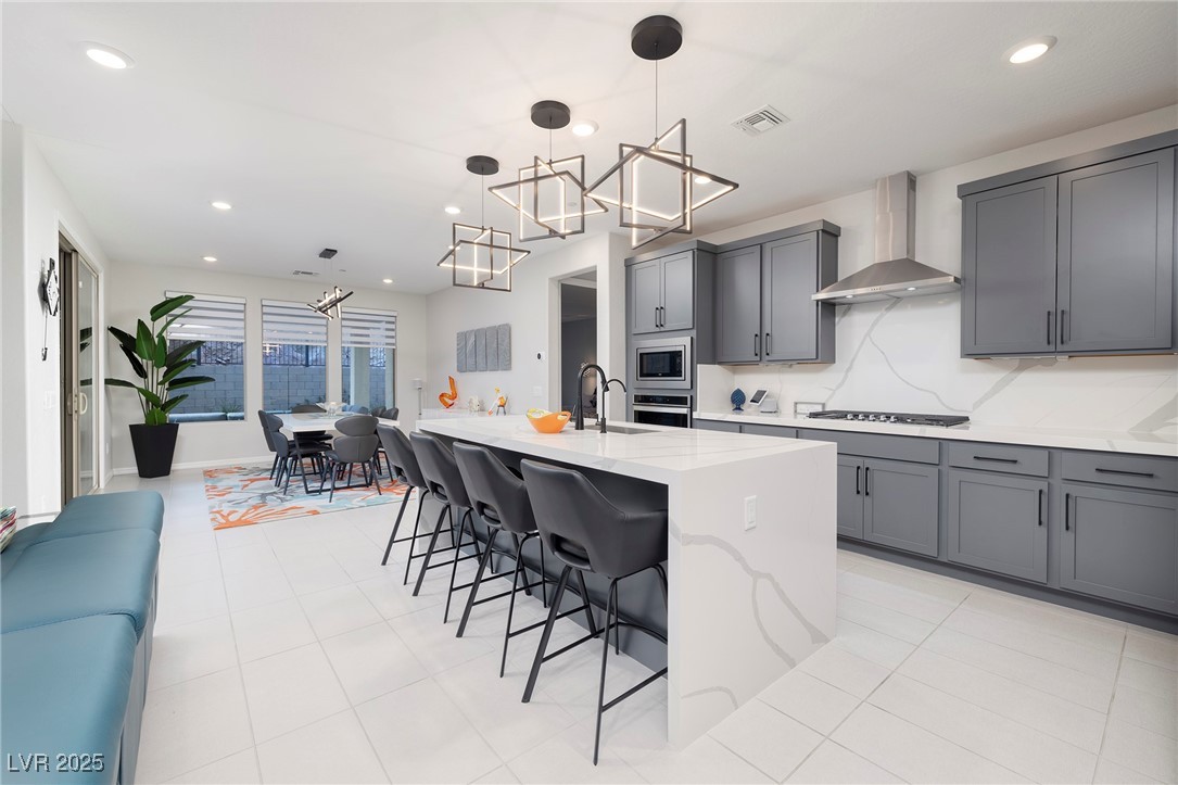 11 Acacia Creek Court