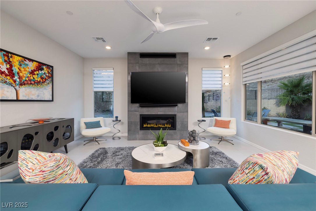 11 Acacia Creek Court