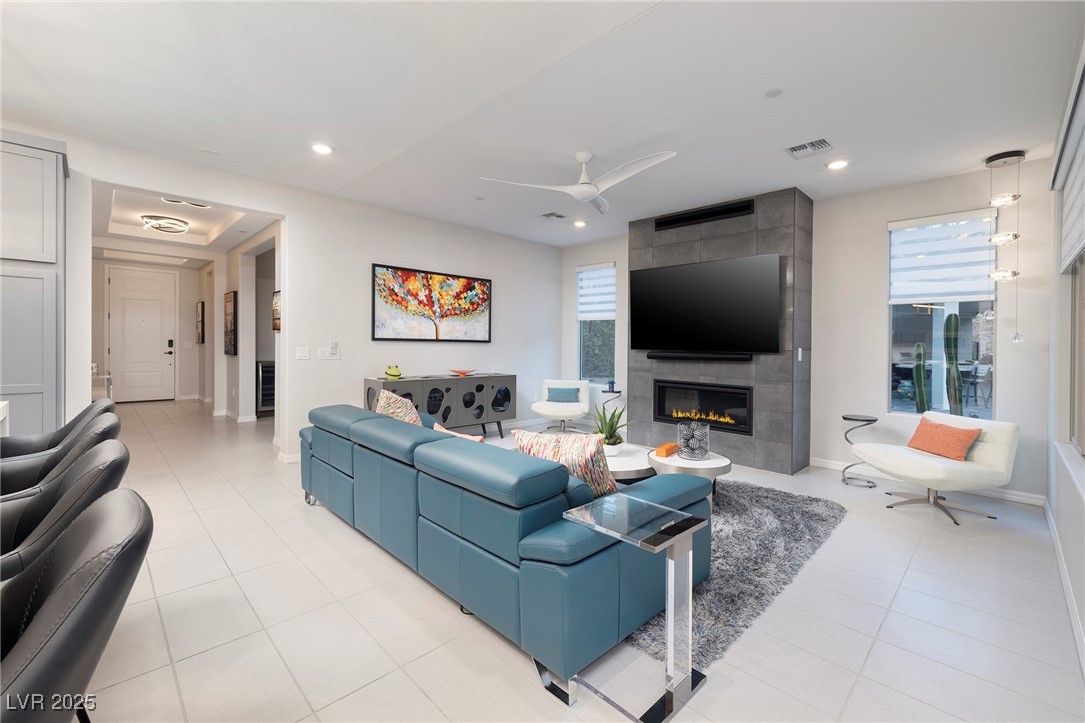 11 Acacia Creek Court
