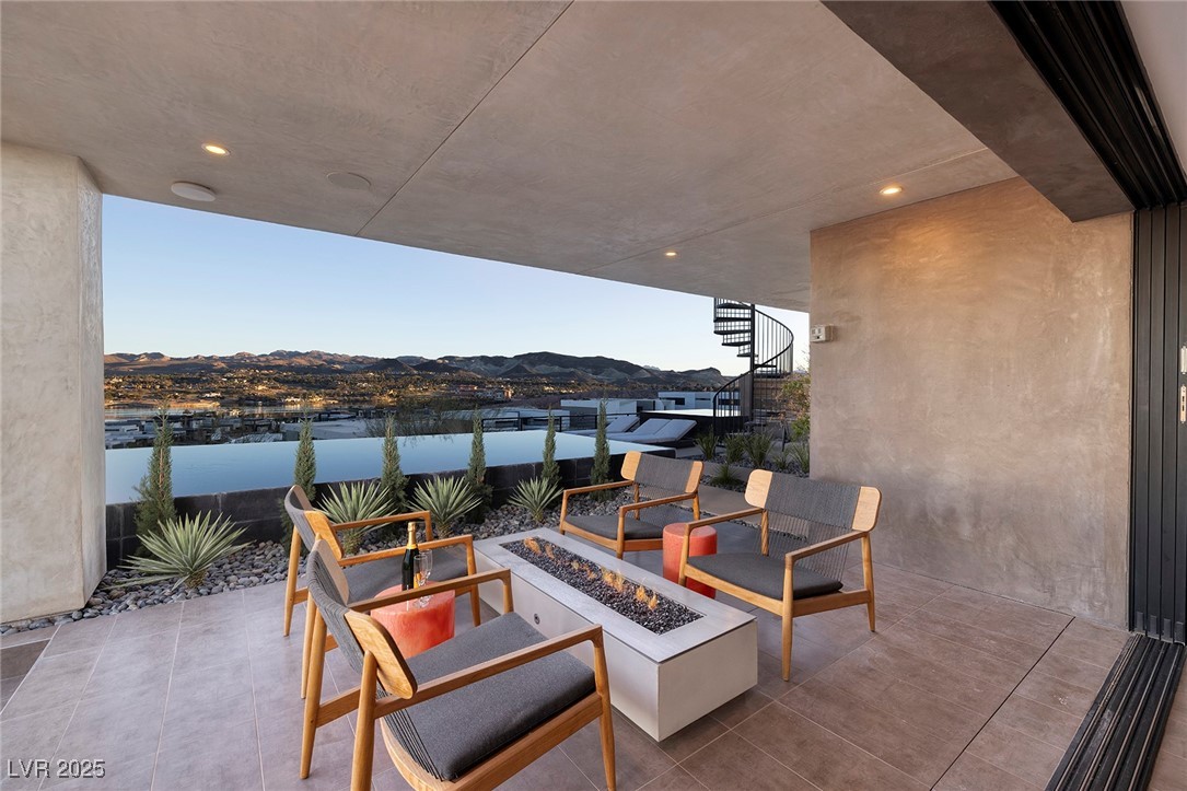 32 Highland Cove Lane