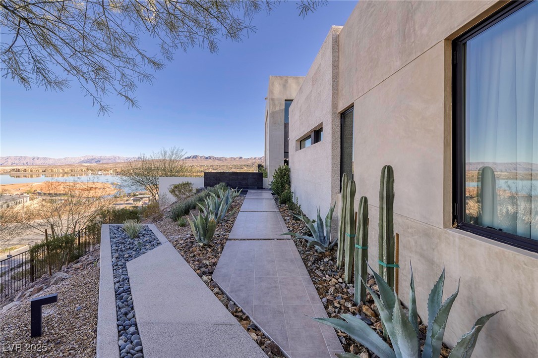32 Highland Cove Lane