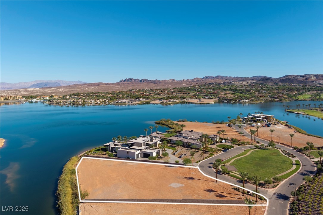 6 Sunrise Beach Circle