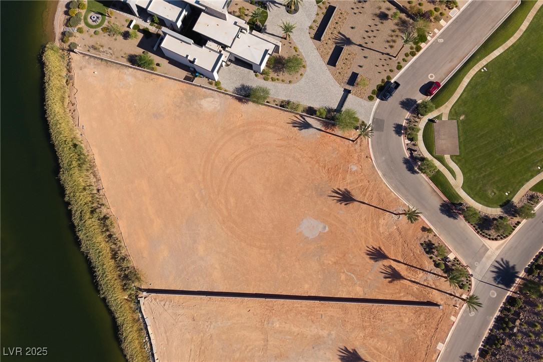 6 Sunrise Beach Circle