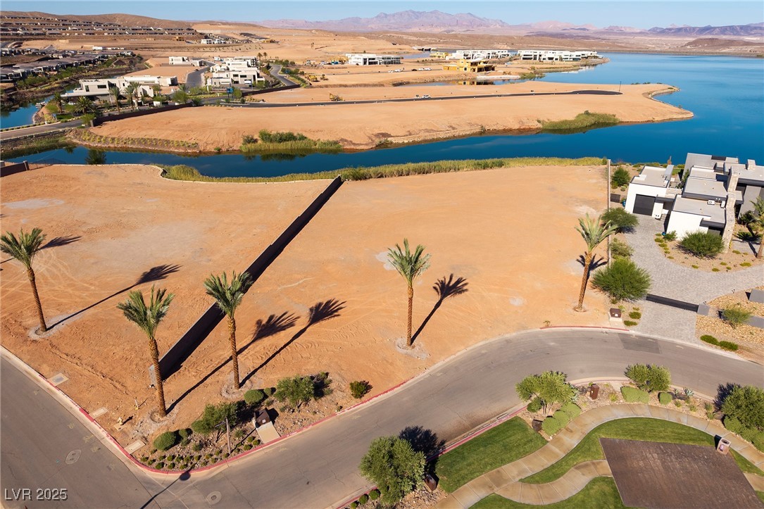 6 Sunrise Beach Circle